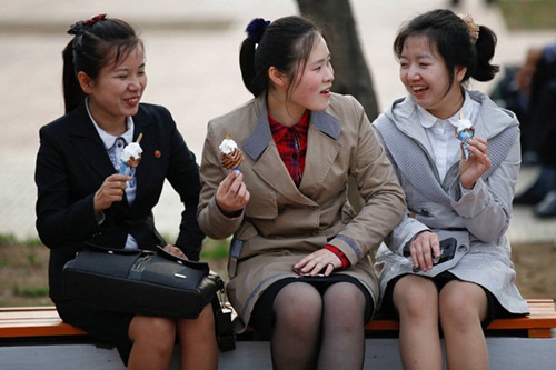 Cuộc sống y&ecirc;n ả ở Triều Ti&ecirc;n d&ugrave; đe dọa chiến tranh r&igrave;nh rập - ảnh 2